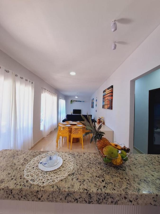 Sala de jantar integrada à cozinha